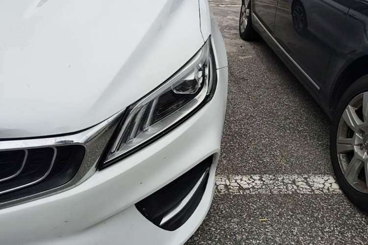 Used Geely Auto Binray 2018 14T CVT Binyi Edition Left Front Headlight