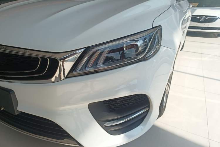 Used Geely Auto Binray 2018 14T CVT Binyi Edition Left Front Headlight