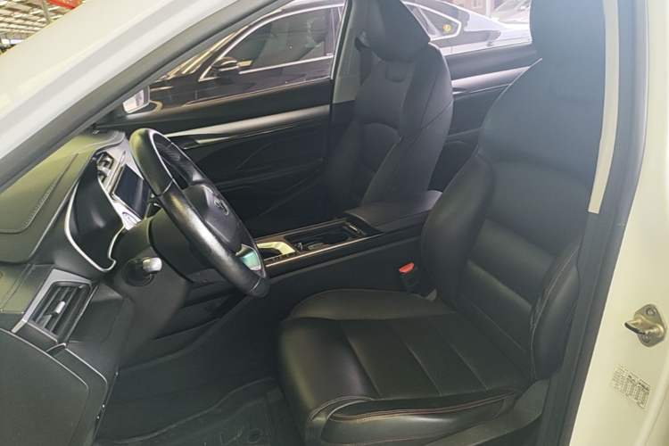 Used Geely Auto Binray 2018 14T CVT Binyi Edition Left Front Seat