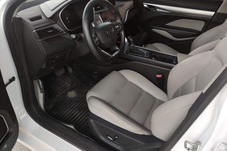 Used Geely Auto Binray 2018 14T CVT Binyi Edition Left Front Seat