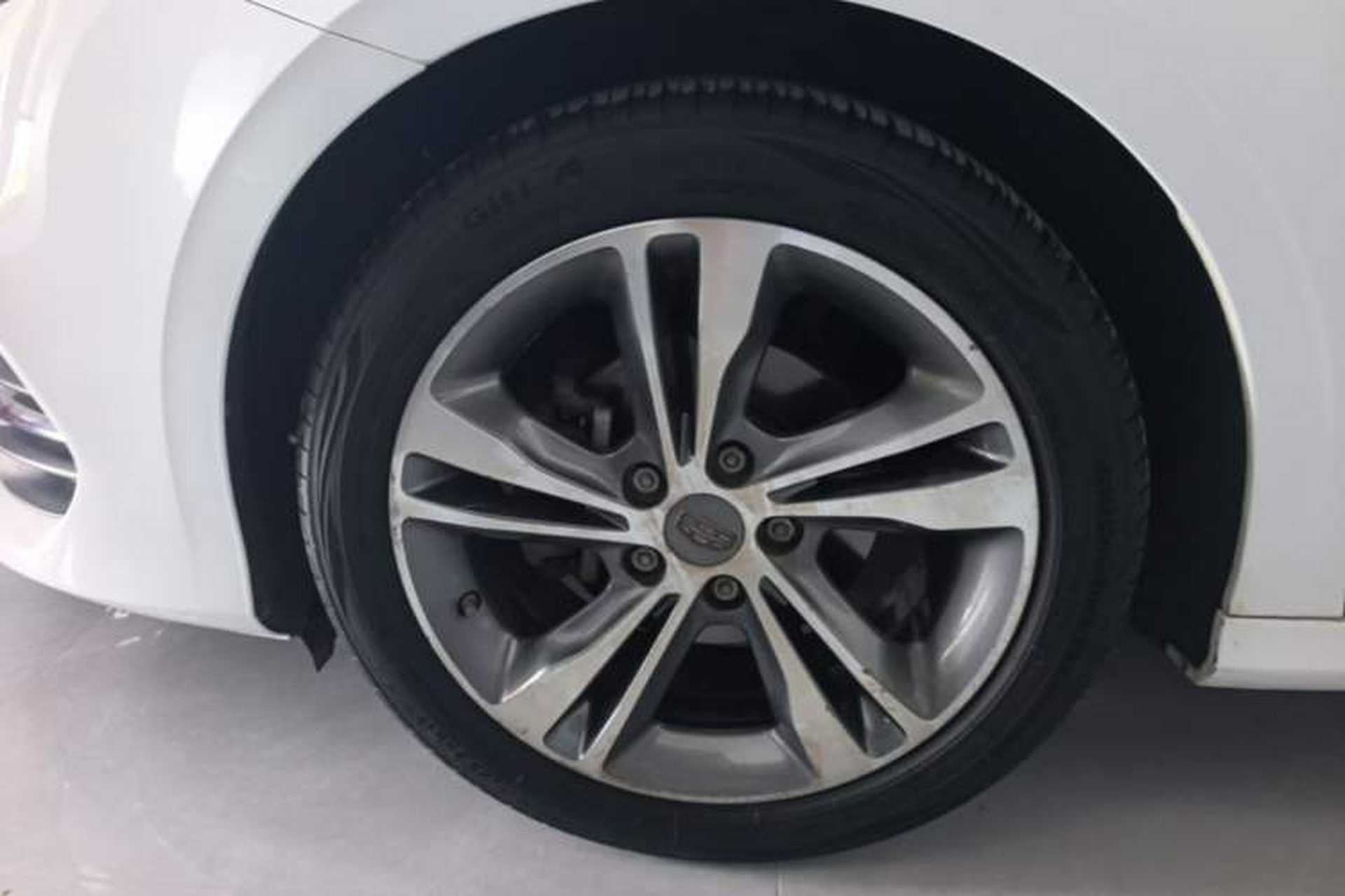 Used Geely Auto Binray 2018 14T CVT Binyi Edition Left Front Wheel Hub