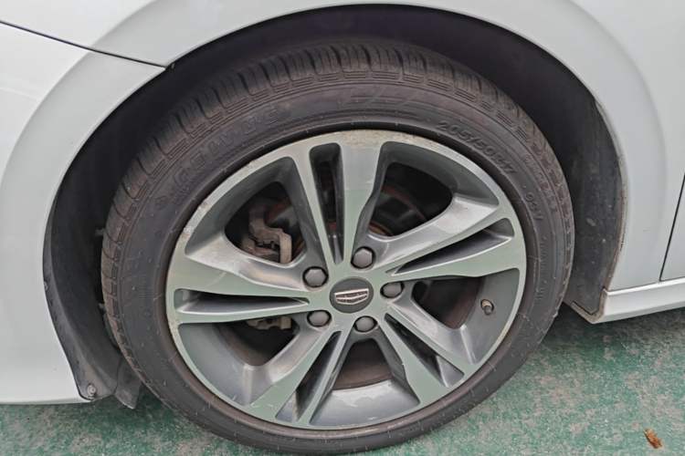 Used Geely Auto Binray 2018 14T Manual Binzhi Edition Left Front Wheel Hub