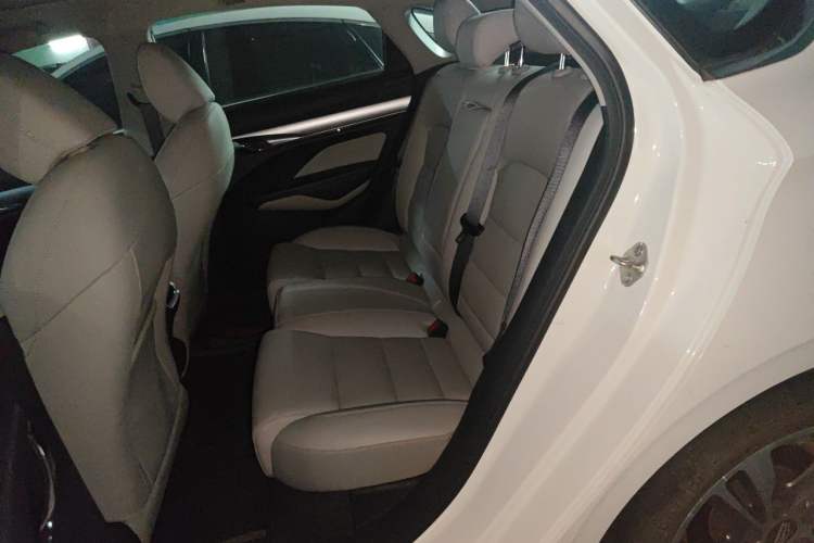 Used Geely Auto Binray 2018 14T CVT Binyi Edition Left Rear Seat