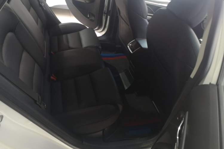 Used Geely Auto Binray 2018 14T CVT Binyi Edition Left Rear Seat