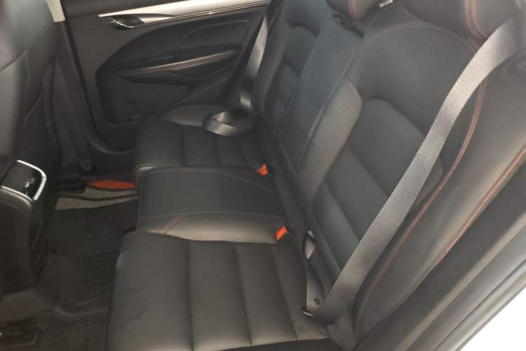 Used Geely Auto Binray 2018 14T CVT Binyi Edition Left Rear Seat
