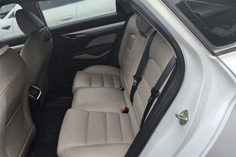 Used Geely Auto Binray 2018 14T CVT Colorful Edition Left Rear Seat