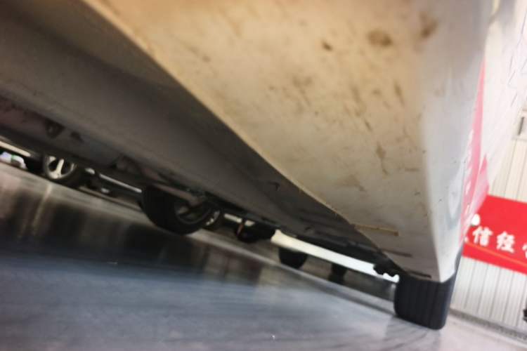 Used Geely Auto Binray 2018 14T CVT Binyi Edition Left Side Sill