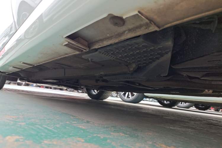 Used Geely Auto Binray 2018 14T CVT Binyi Edition Left Side Sill