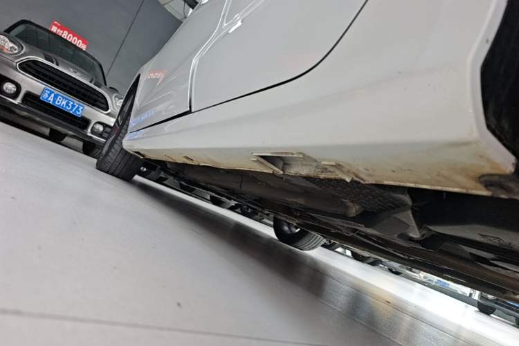 Used Geely Auto Binray 2018 14T CVT Binyi Edition Left Side Sill