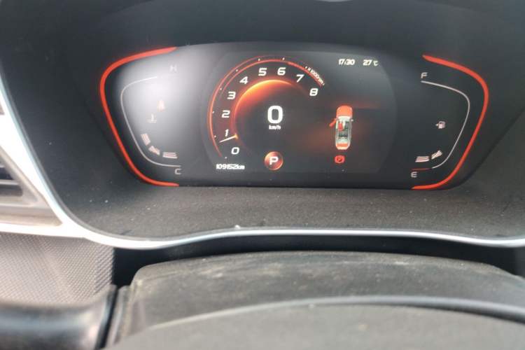 Used Geely Auto Binray 2018 200T DCT Binyi Edition Odometer Close Up