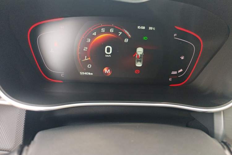 Used Geely Auto Binray 2018 14T Manual Binzhi Edition Odometer Close Up