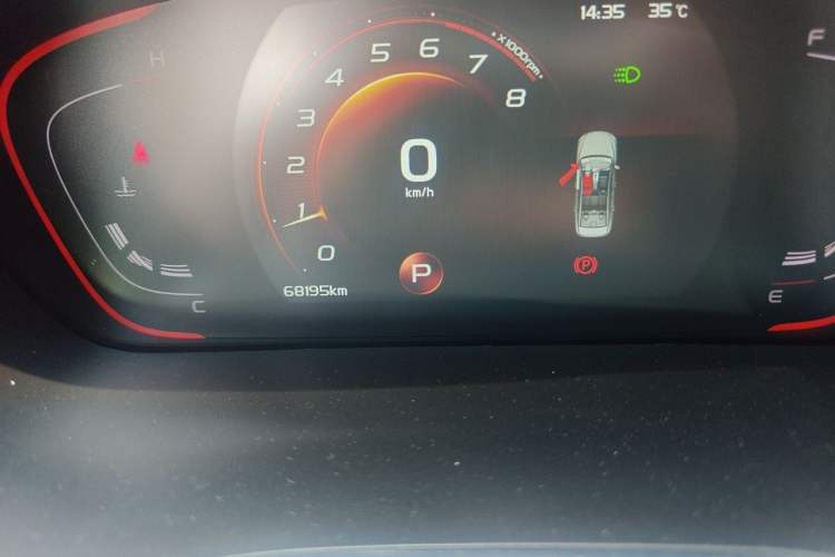 Used Geely Auto Binray 2018 14T CVT Binyi Edition Odometer Close Up