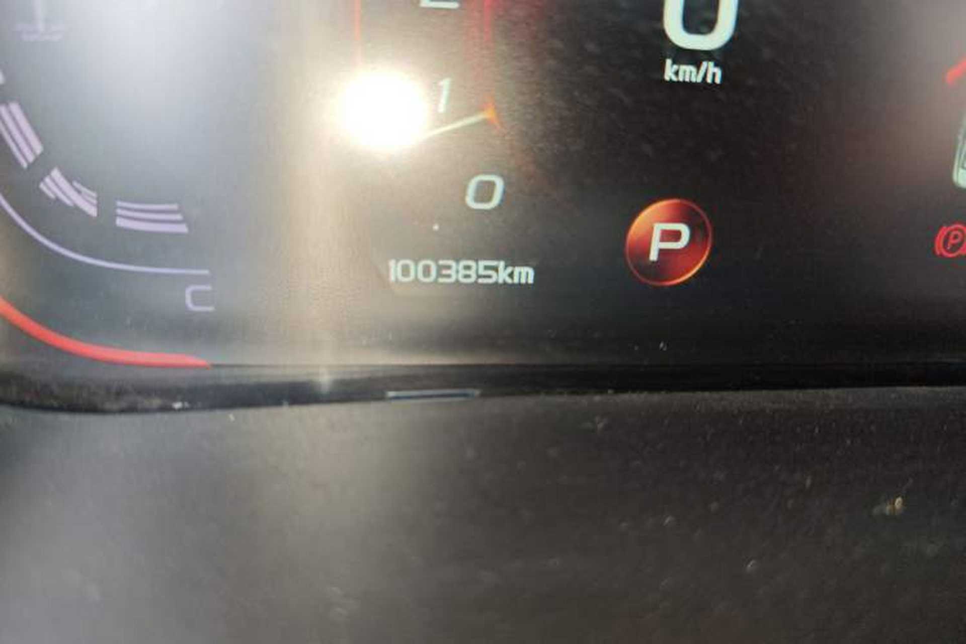 Used Geely Auto Binray 2018 14T CVT Colorful Edition Odometer Close Up