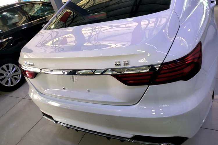 Used Geely Auto Binray 2018 14T Manual Colorful Edition Rear