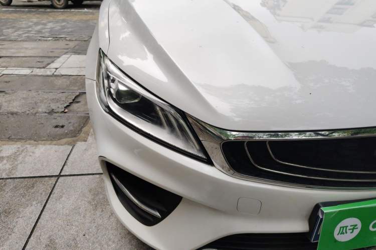 Used Geely Auto Binray 2018 14T CVT Binyi Edition Right Front Headlight