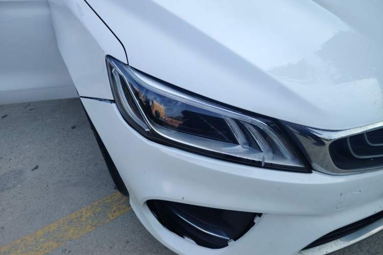 Used Geely Auto Binray 2018 200T DCT Binyi Edition Right Front Headlight