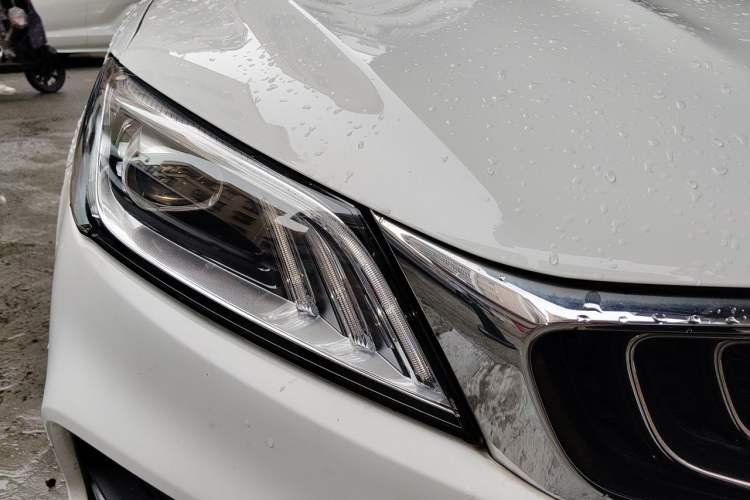 Used Geely Auto Binray 2018 14T CVT Binyi Edition Right Front Headlight