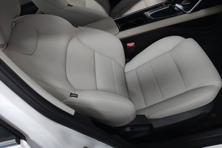 Used Geely Auto Binray 2018 14T CVT Colorful Edition Right Front Seat