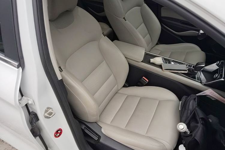 Used Geely Auto Binray 2018 14T CVT Binyi Edition Right Front Seat