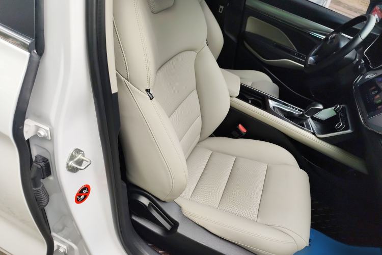Used Geely Auto Binray 2018 14T CVT Binyi Edition Right Front Seat