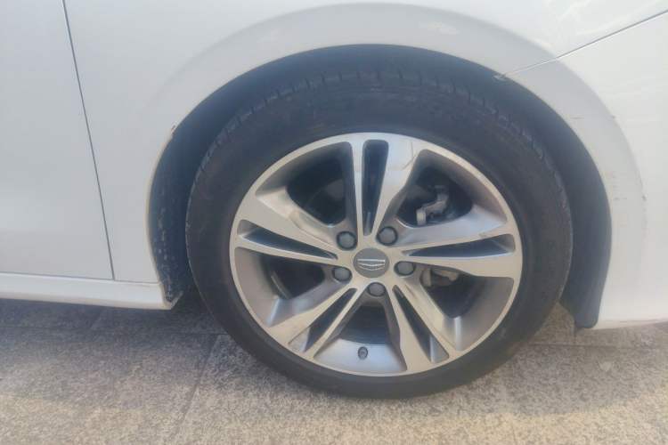 Used Geely Auto Binray 2018 14T CVT Binyi Edition Right Front Wheel Hub