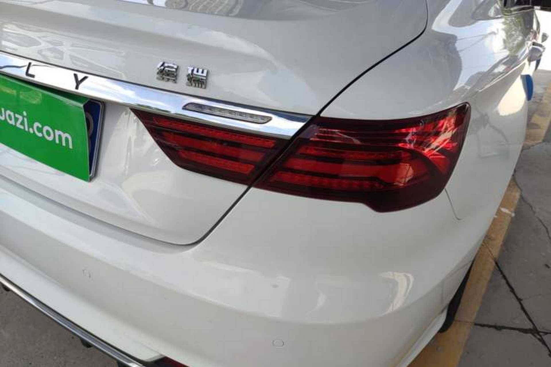 Used Geely Auto Binray 2018 14T CVT Binyi Edition Right Rear Taillight