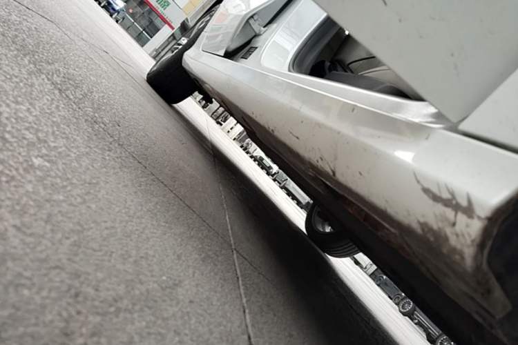 Used Geely Auto Binray 2018 14T CVT Binyi Edition Right Side Sill