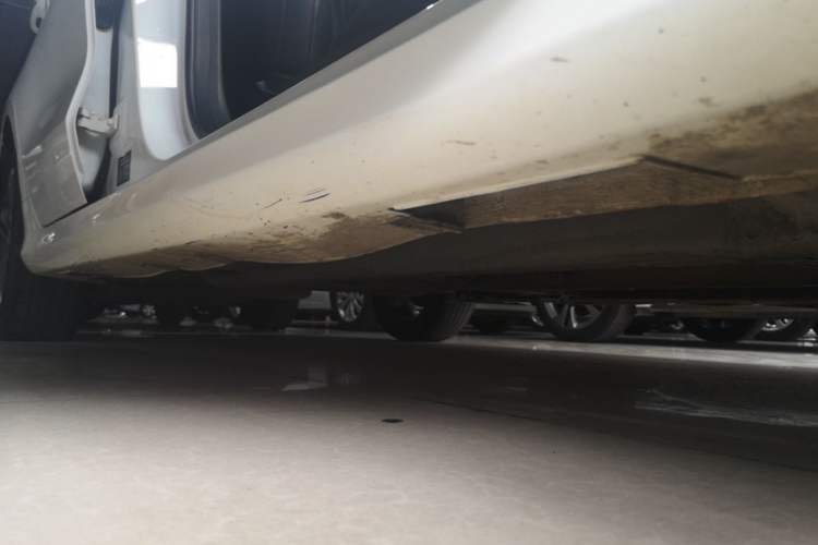 Used Geely Auto Binray 2018 14T CVT Binyi Edition Right Side Sill