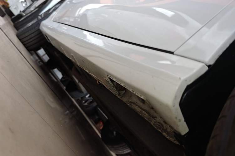 Used Geely Auto Binray 2018 14T CVT Binyi Edition Right Side Sill