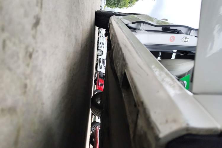 Used Geely Auto Binray 2018 14T CVT Binyi Edition Right Side Sill
