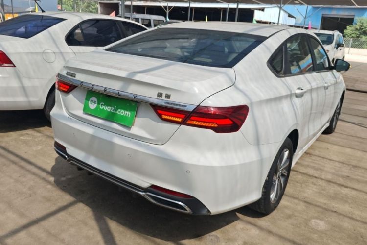 Used Geely Auto Binray 2018 14T Manual Colorful Edition Roof
