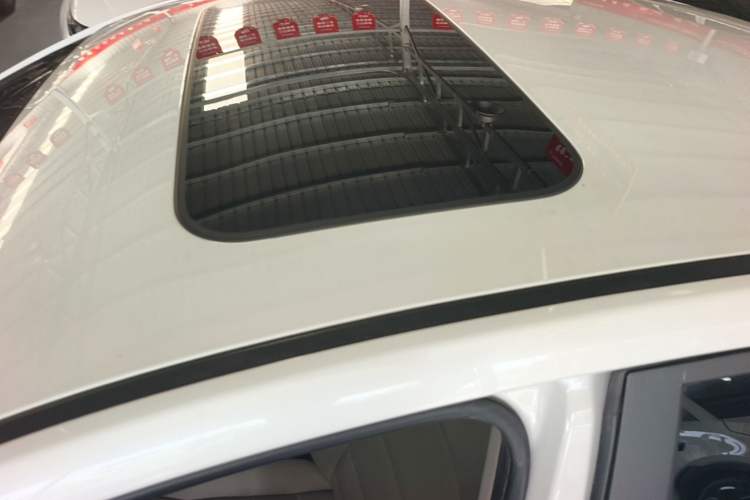 Used Geely Auto Binray 2018 14T CVT Binyi Edition Roof