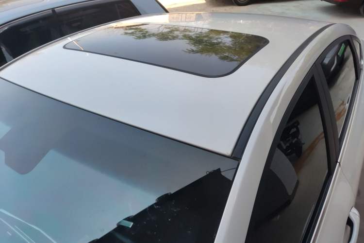 Used Geely Auto Binray 2018 14T CVT Binyi Edition Roof