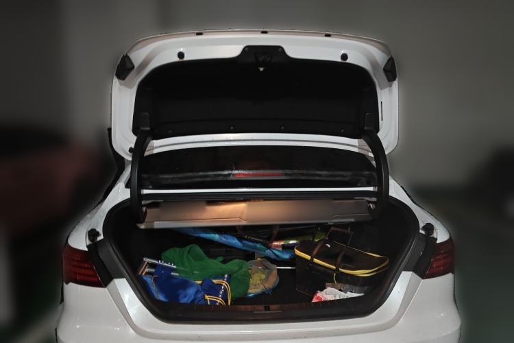 Used Geely Auto Binray 2018 14T Manual Binzhi Edition Trunk