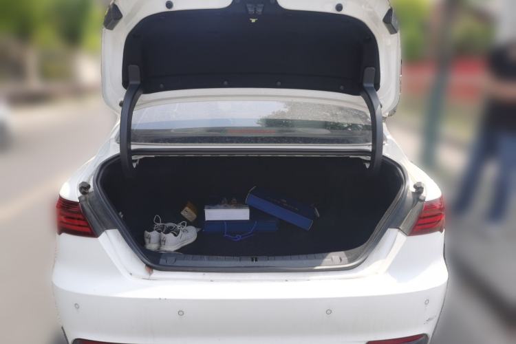 Used Geely Auto Binray 2018 14T CVT Binyi Edition Trunk