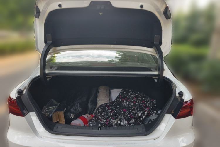 Used Geely Auto Binray 2018 14T CVT Binyi Edition Trunk