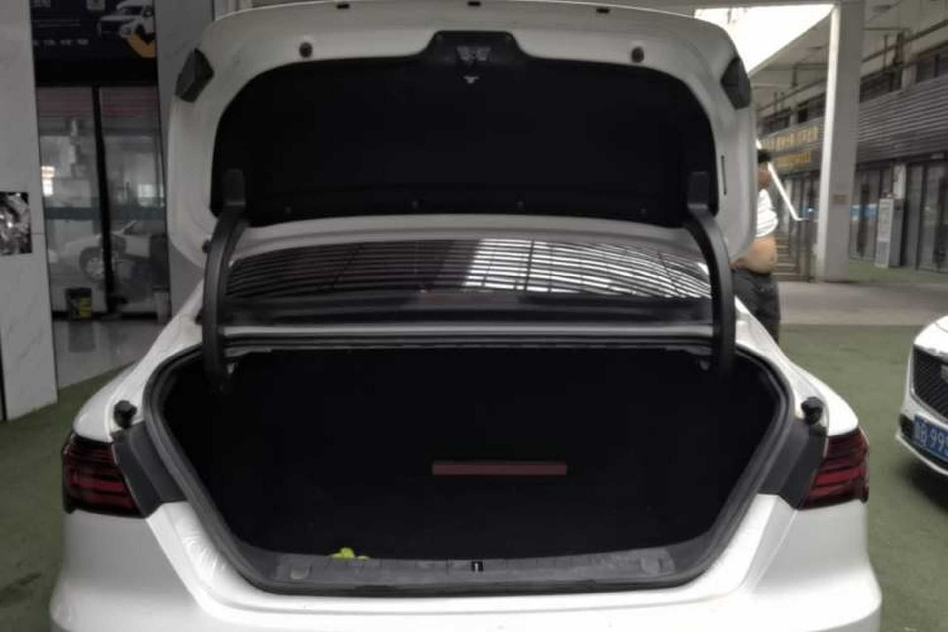 Used Geely Auto Binray 2018 14T CVT Binyi Edition Trunk