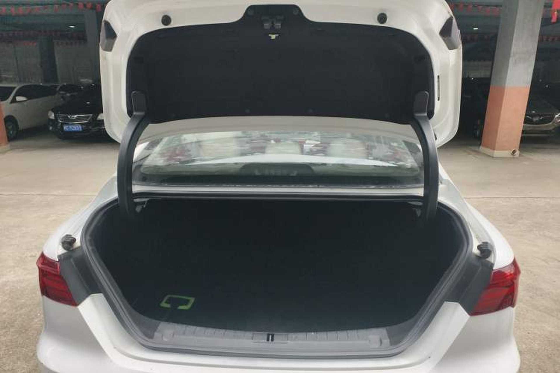 Used Geely Auto Binray 2018 14T CVT Colorful Edition Trunk
