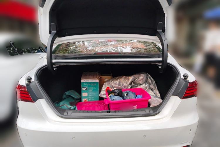 Used Geely Auto Binray 2018 14T CVT Binyi Edition Trunk