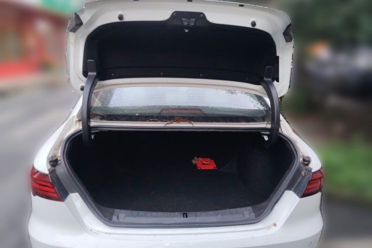 Used Geely Auto Binray 2018 14T Manual Binzhi Edition Trunk