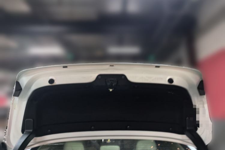 Used Geely Auto Binray 2018 14T CVT Binyi Edition Trunk