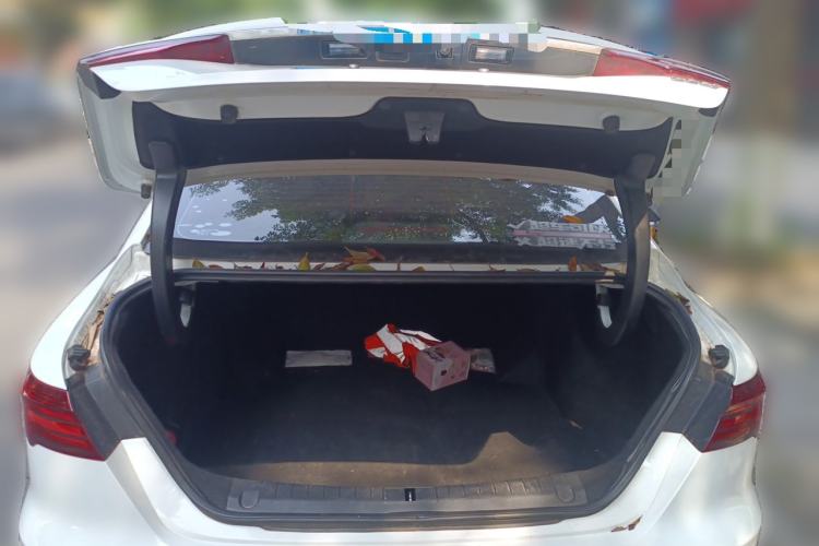 Used Geely Auto Binray 2018 200T DCT Binyi Edition Trunk