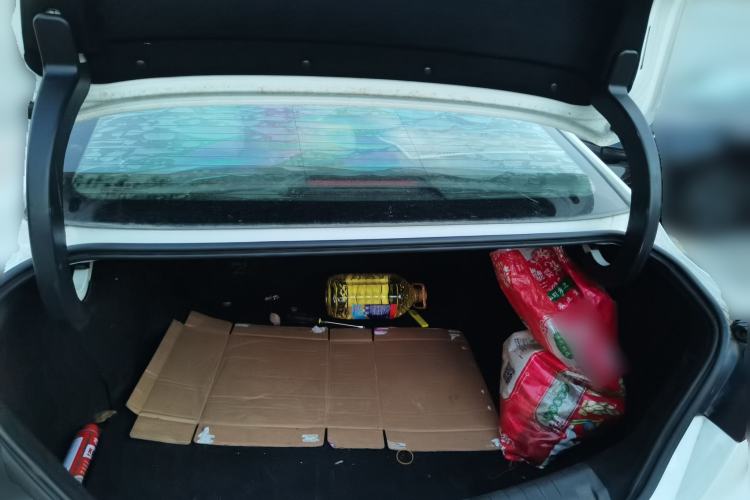 Used Geely Auto Binray 2018 14T CVT Colorful Edition Trunk