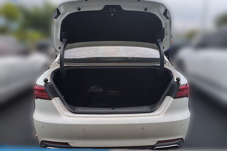 Used Geely Auto Binray 2018 14T CVT Colorful Edition Trunk