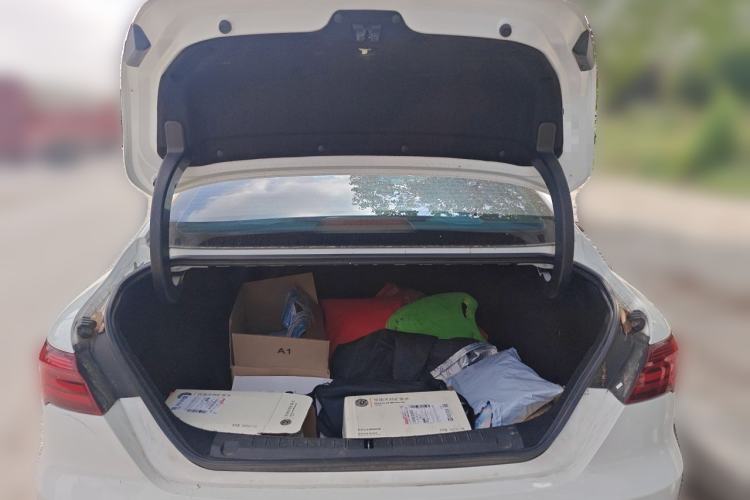 Used Geely Auto Binray 2018 14T Manual Colorful Edition Trunk