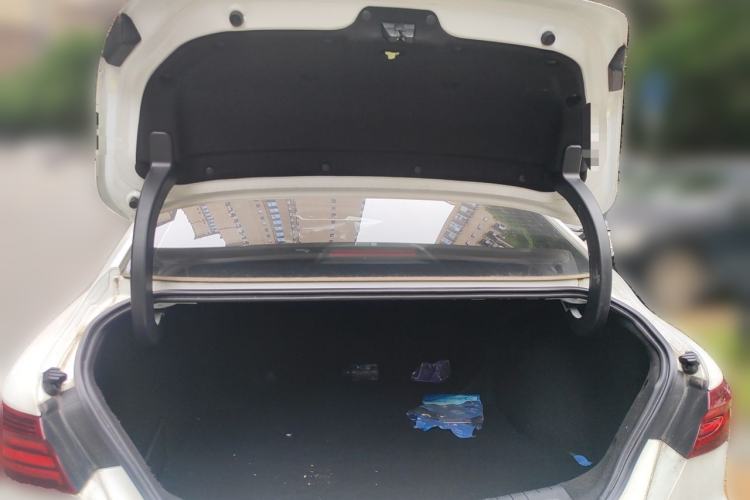 Used Geely Auto Binray 2018 14T CVT Binyi Edition Trunk