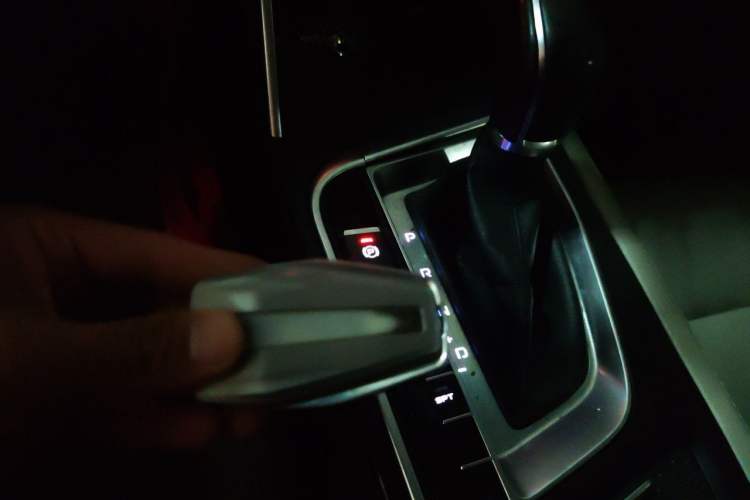 Used Geely Auto Binray 2018 14T CVT Binyi Edition Vehicle Key