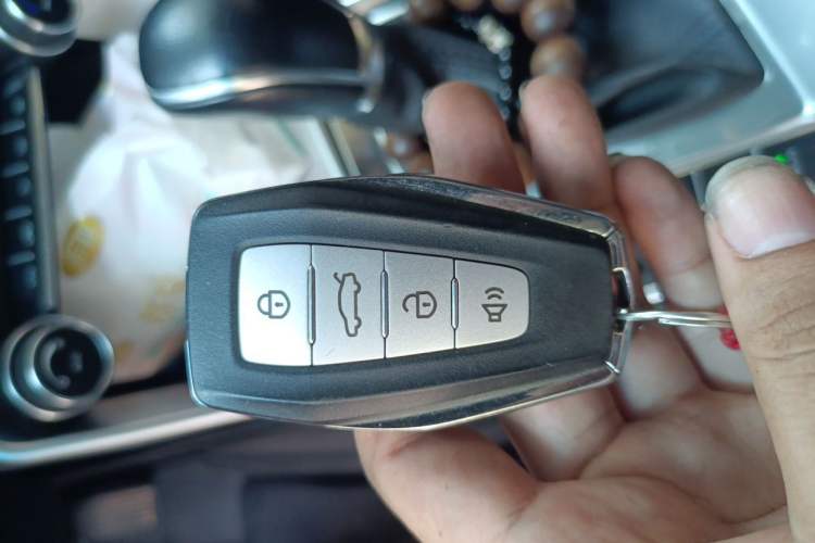 Used Geely Auto Binray 2018 200T DCT Binyi Edition Vehicle Key