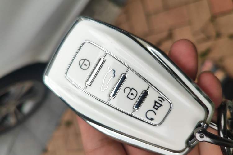 Used Geely Auto Binray 2018 14T CVT Binyi Edition Vehicle Key