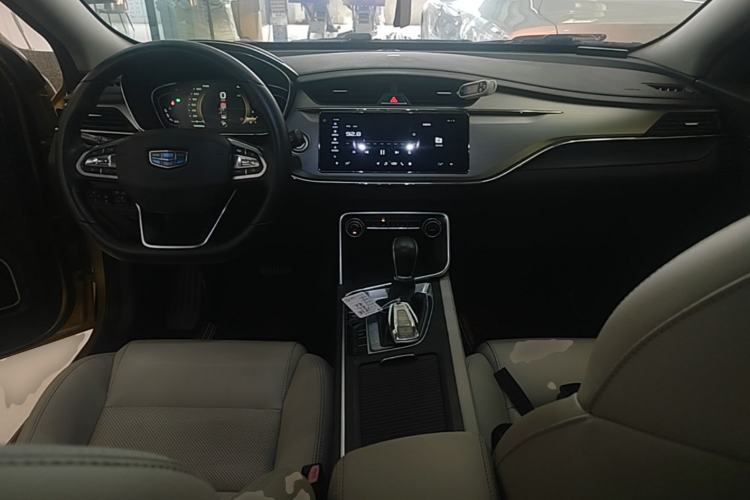 Used Geely Auto Binray 2018 14T CVT Binyi Edition Center Console